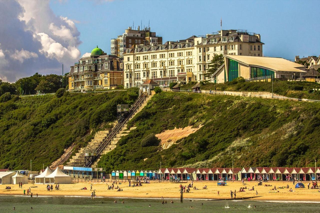 Bournemouth Beachfront Retreat 3 Bedroom 3 Bathroom Seaside B&B With Free Parking 외부 사진
