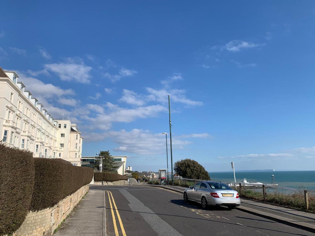 Bournemouth Beachfront Retreat 3 Bedroom 3 Bathroom Seaside B&B With Free Parking 외부 사진