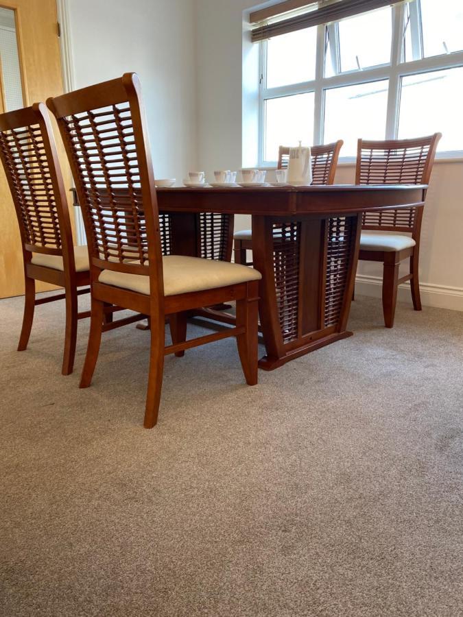 Bournemouth Beachfront Retreat 3 Bedroom 3 Bathroom Seaside B&B With Free Parking 외부 사진