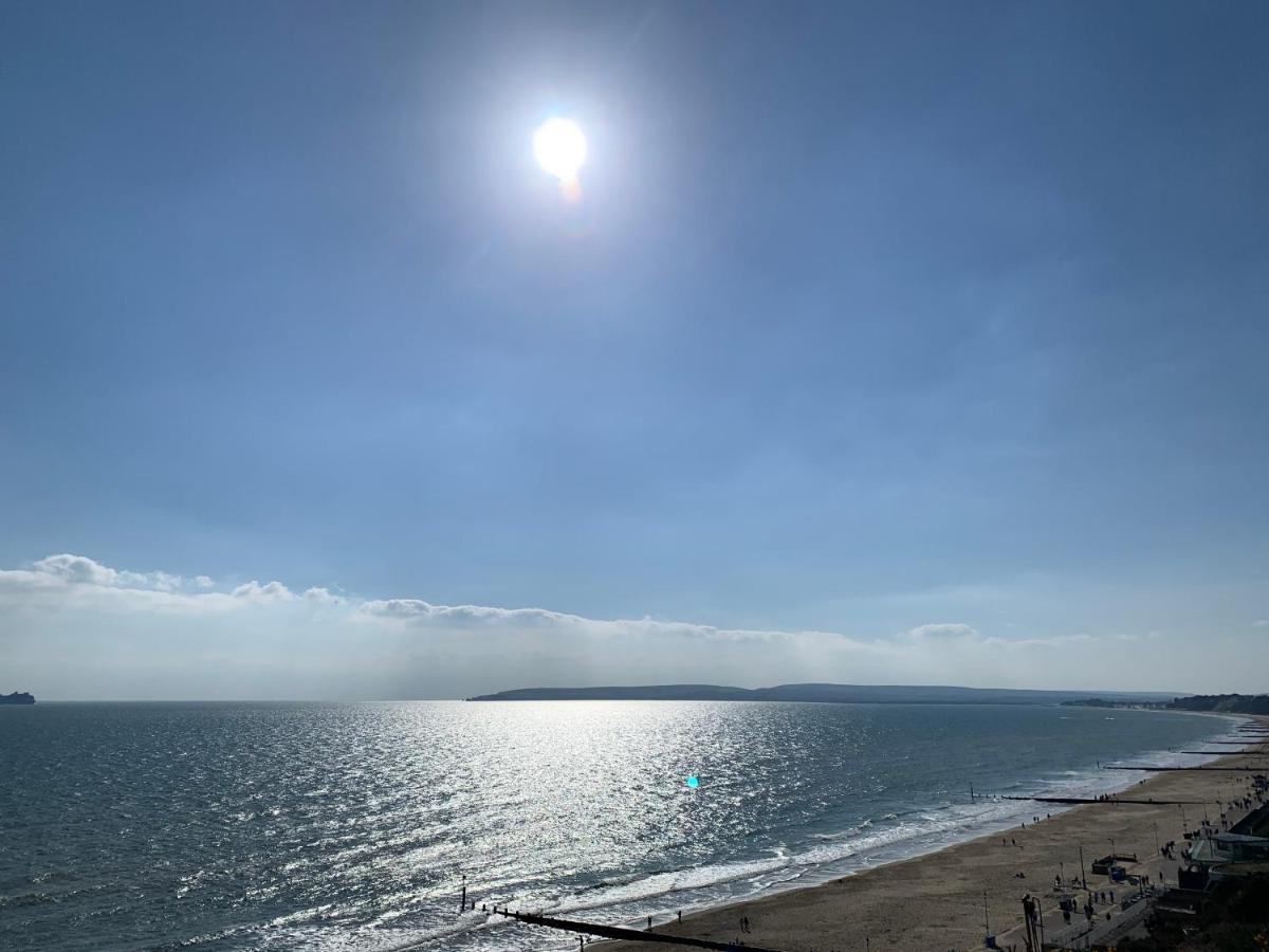 Bournemouth Beachfront Retreat 3 Bedroom 3 Bathroom Seaside B&B With Free Parking 외부 사진