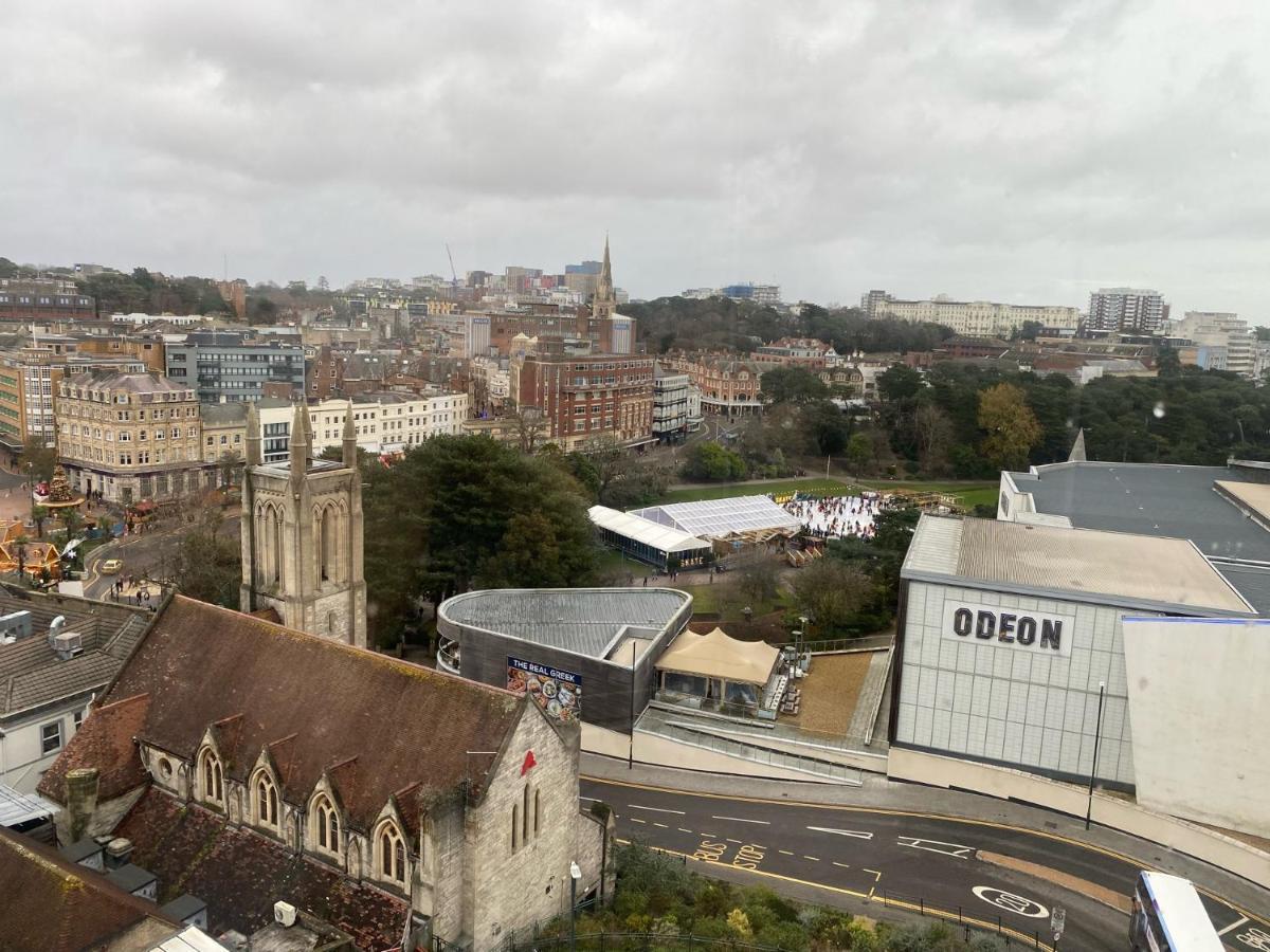 Bournemouth Beachfront Retreat 3 Bedroom 3 Bathroom Seaside B&B With Free Parking 외부 사진