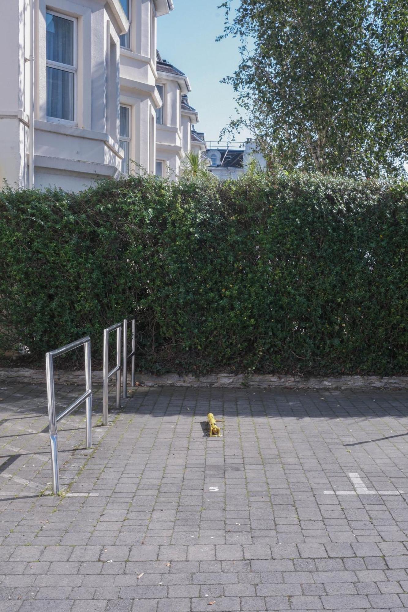 Bournemouth Beachfront Retreat 3 Bedroom 3 Bathroom Seaside B&B With Free Parking 외부 사진
